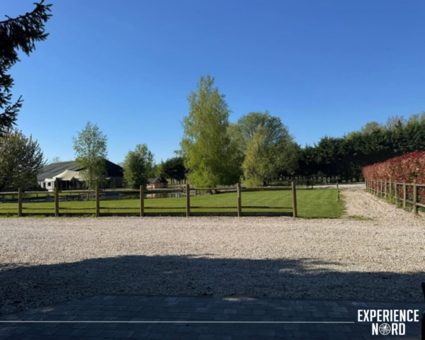 Les extérieurs (2)